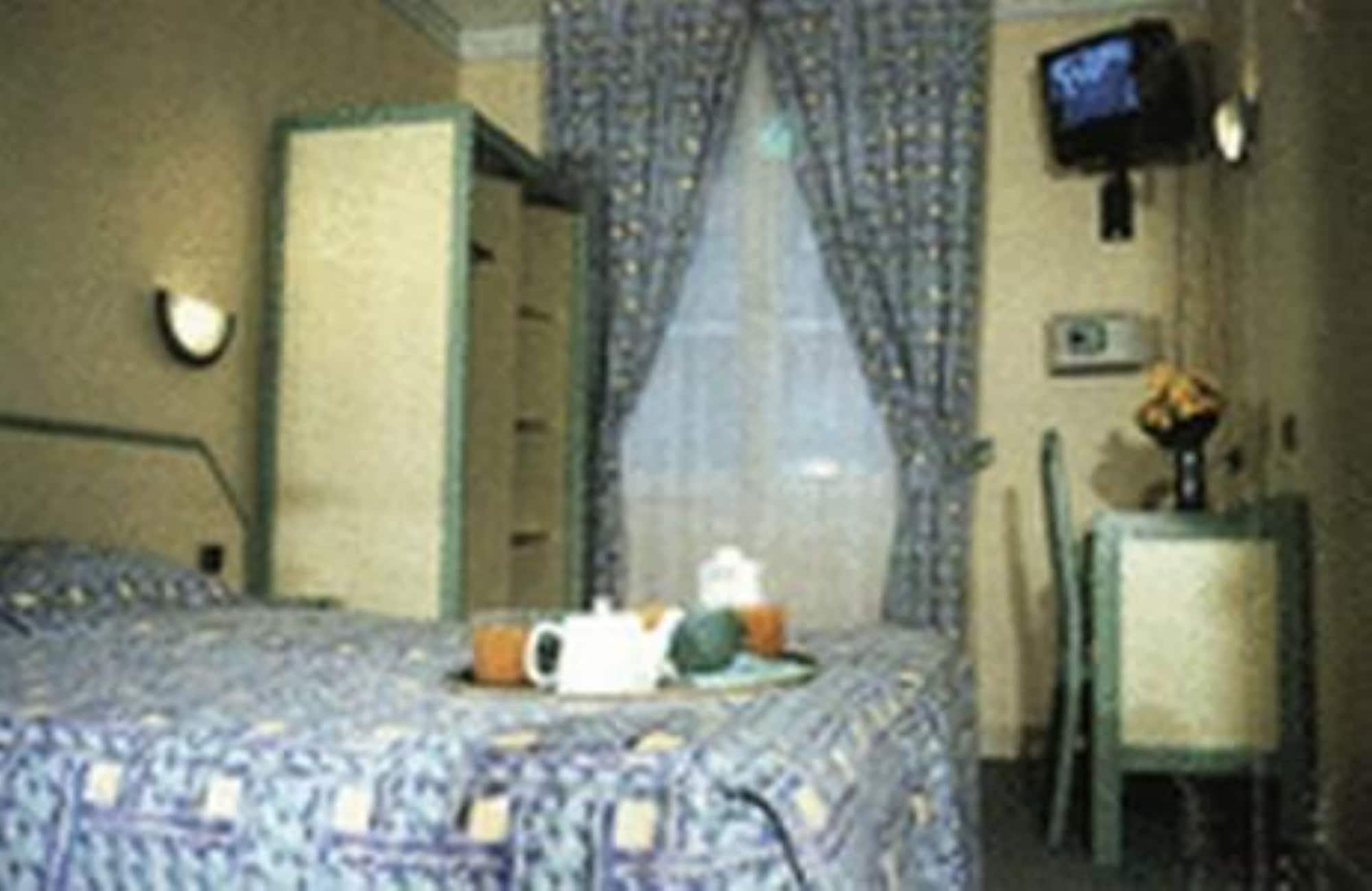 Hotel Aladin Paris Eksteriør bilde